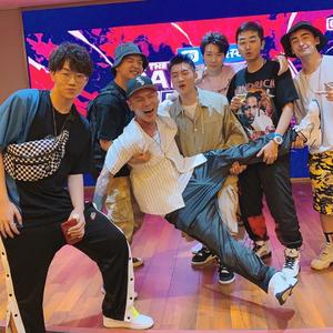 尿交videos双后门重口
